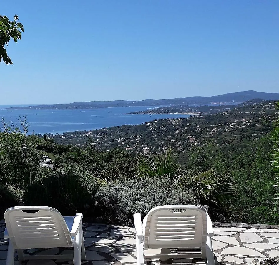 Beautiful Gulf Of St Tropez Mazet With Large Terrace, Private Area Apartment Roquebrune-sur-Argens
