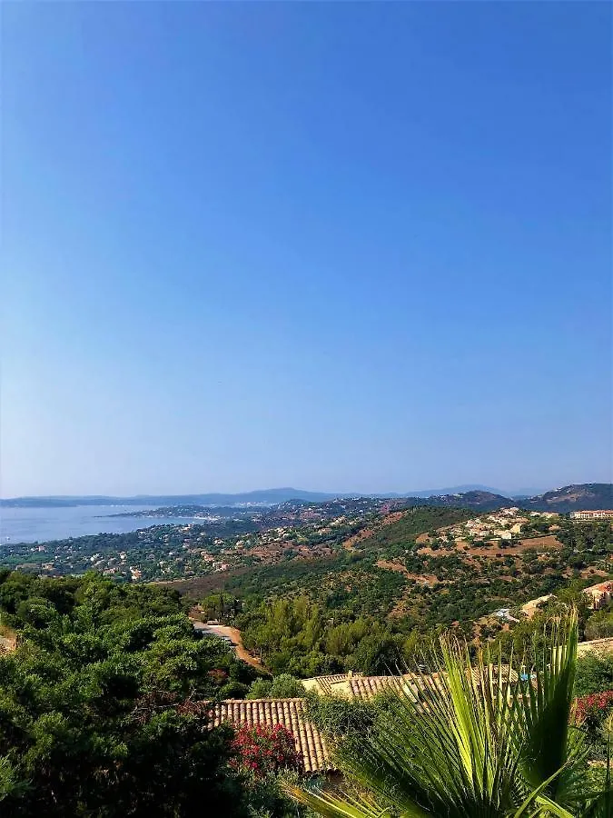 Beautiful Gulf Of St Tropez Mazet With Large Terrace, Private Area Apartment Roquebrune-sur-Argens France